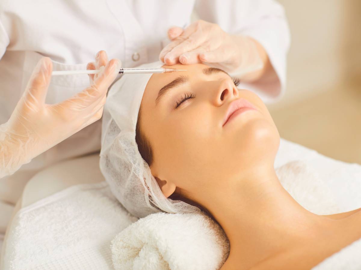 Os poderes da Toxina Botulínica 1 Aplicação de toxina botulínica na região facial por profissional qualificada