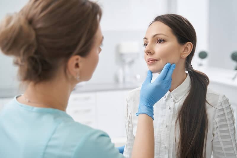 Consulta com dermatologista