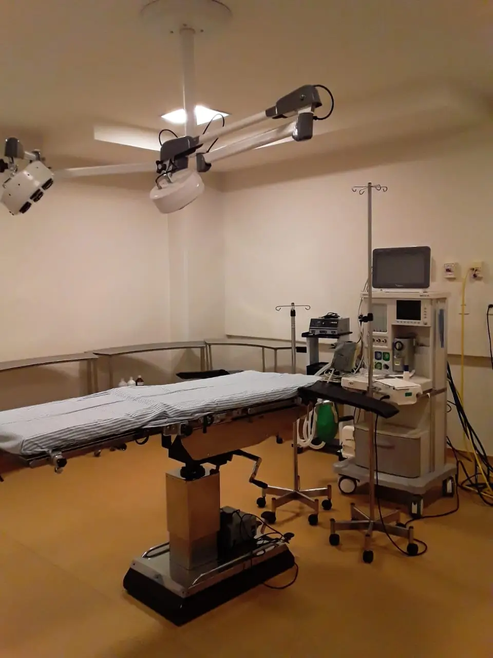 Sala de cirurgia da Clínica Art Corporis, no Centro Médico Júlio Adnet, Asa Sul, Brasília